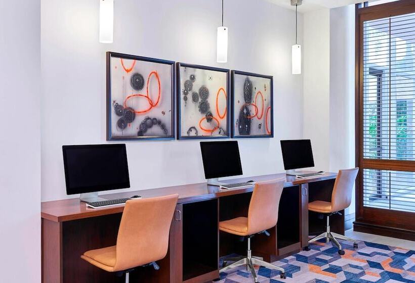 The Westshore Grand, A Tribute Portfolio Hotel, Tampa