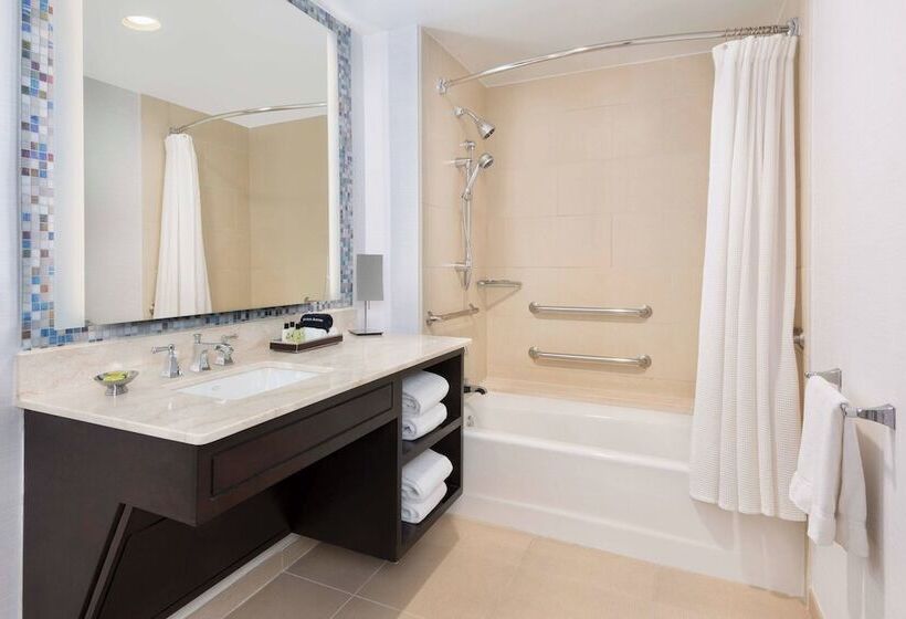 The Westshore Grand, A Tribute Portfolio Hotel, Tampa