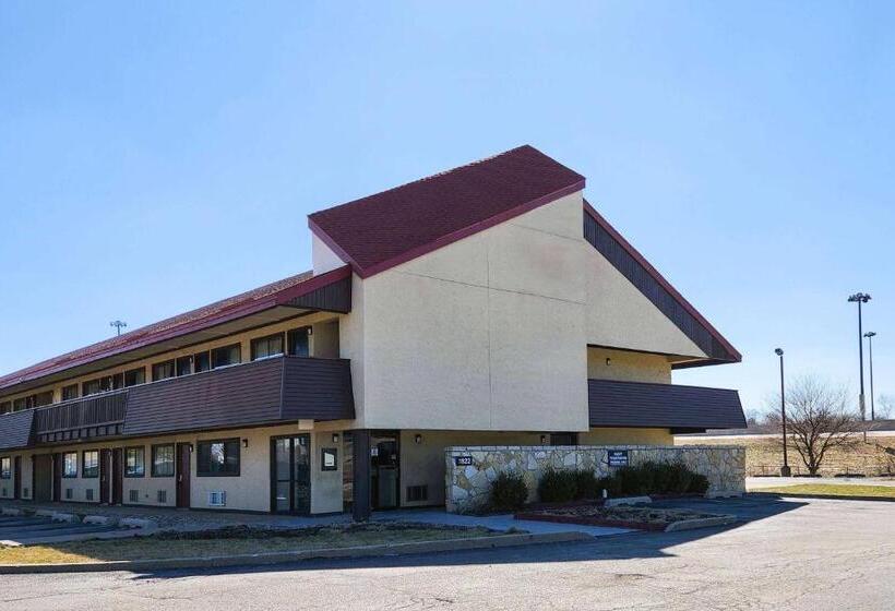 فندق Travelodge By Wyndham Peoria