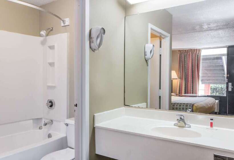 فندق Travelodge By Wyndham Savannah Area/richmond Hill