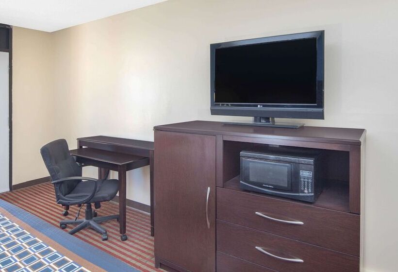 فندق Travelodge By Wyndham Savannah Area/richmond Hill