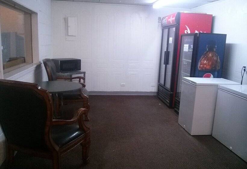 בית מלון כפרי Val U Stay Inn And Suites