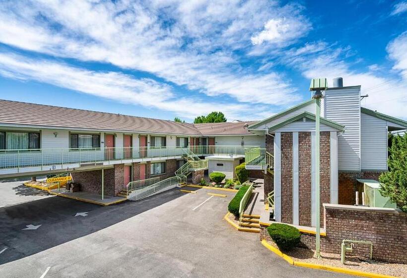 فندق Winnemucca Inn & Casino