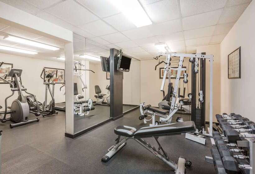 فندق Wyndham Riverfront