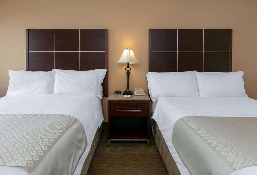 هتل Wyndham Riverfront