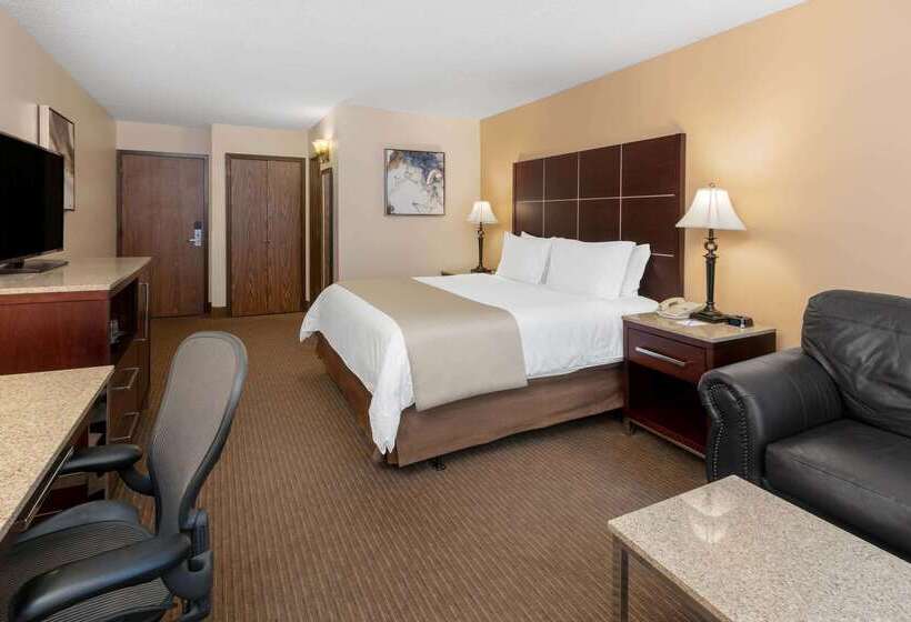 هتل Wyndham Riverfront