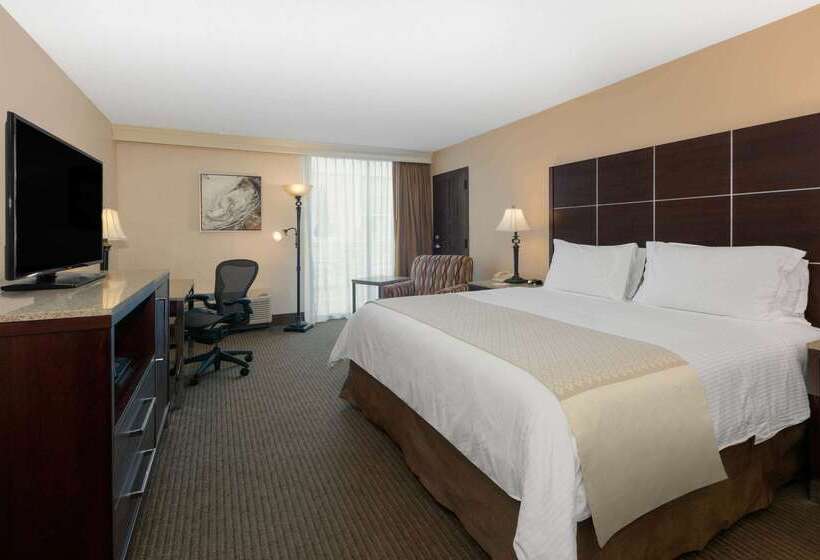 فندق Wyndham Riverfront