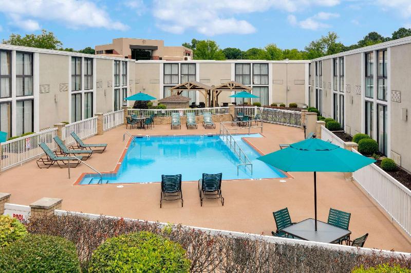 هتل Wyndham Riverfront