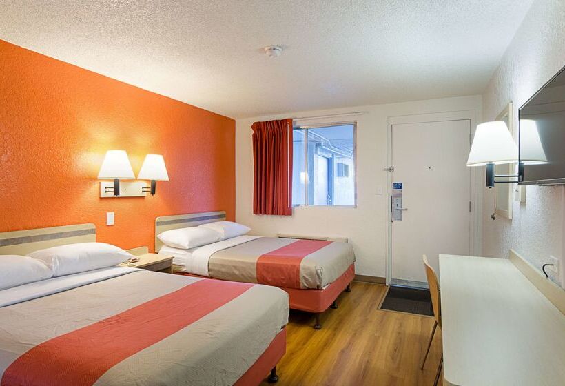 Motel 6 Denver, Co Downtown