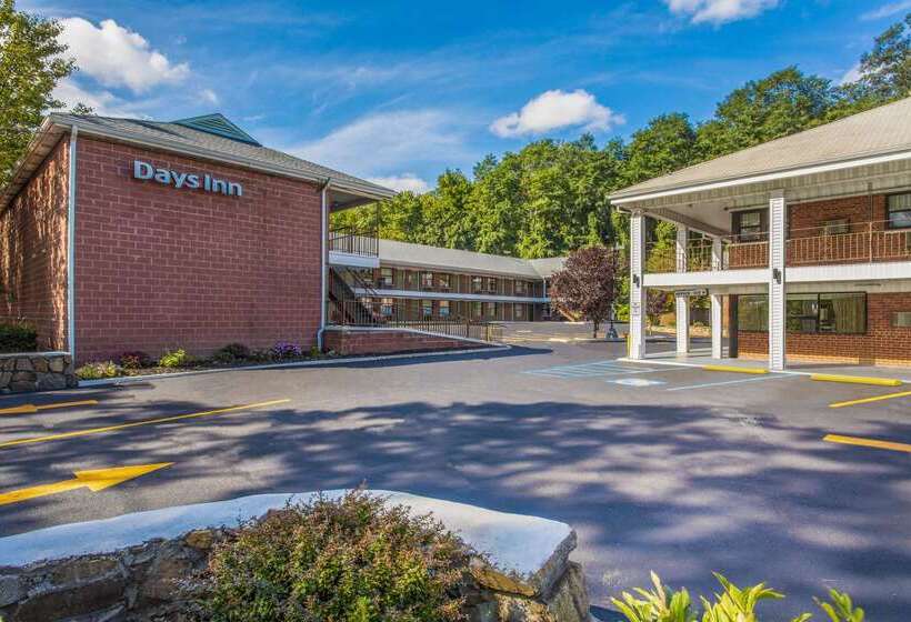 汽车旅馆  Days Inn By Wyndham Elmsford