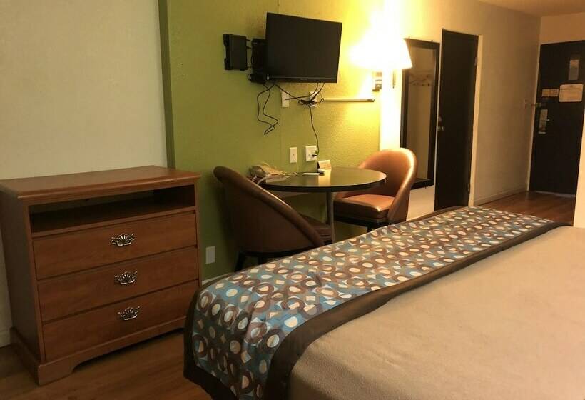 فندق على الطريق Scottsbluff Inn