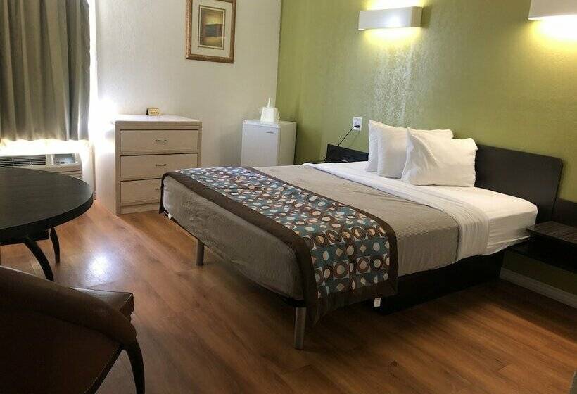 فندق على الطريق Scottsbluff Inn