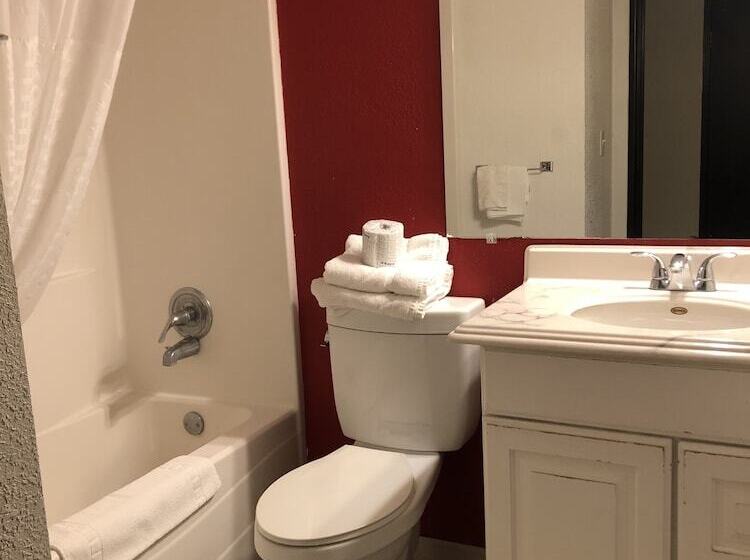 فندق على الطريق Scottsbluff Inn