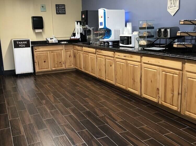 فندق على الطريق Scottsbluff Inn