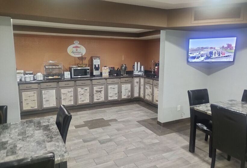 فندق على الطريق Super 8 By Wyndham Rice Lake