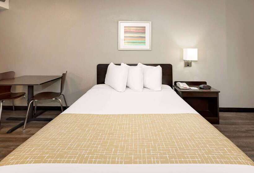 Мотель Travelodge By Wyndham College Park