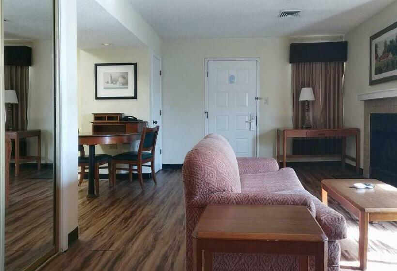 إقامة Extended Studio