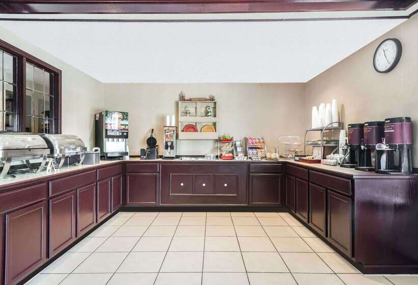 إقامة Hawthorn Extended Stay By Wyndham Dayton