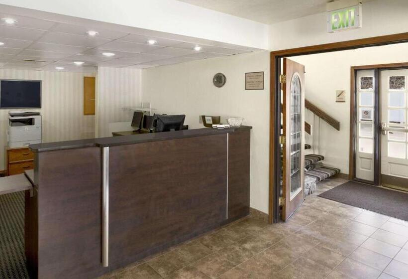 اقامتگاه Hawthorn Extended Stay By Wyndham Fort Wayne