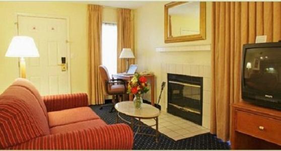 اقامتگاه Hawthorn Extended Stay By Wyndham Fort Wayne