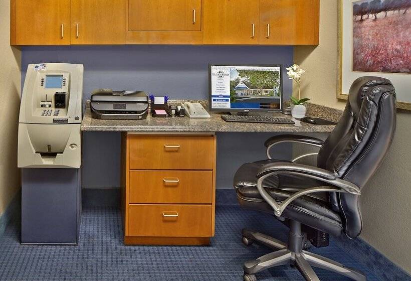 اقامتگاه New Haven Village Suites