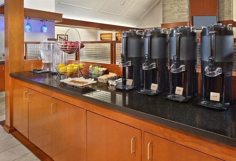 اقامتگاه New Haven Village Suites