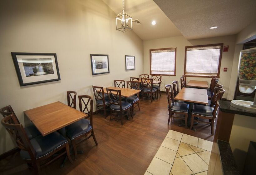 اقامتگاه New Haven Village Suites