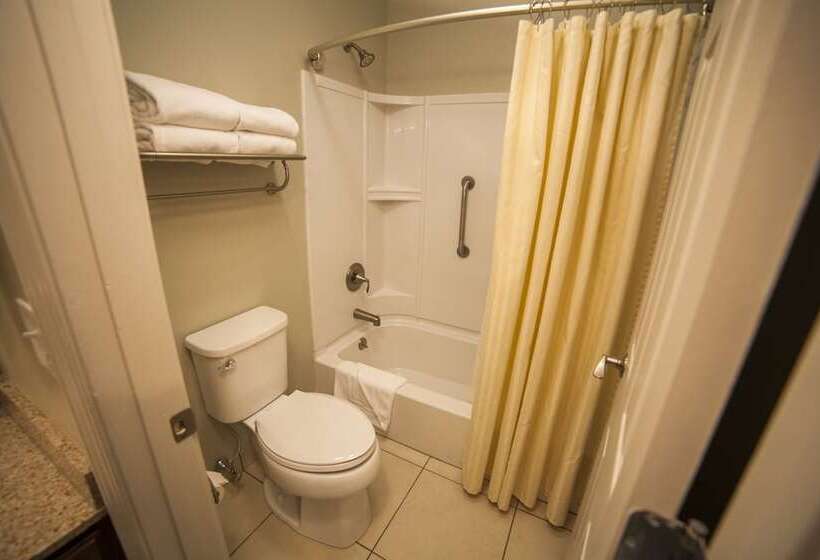 اقامتگاه New Haven Village Suites