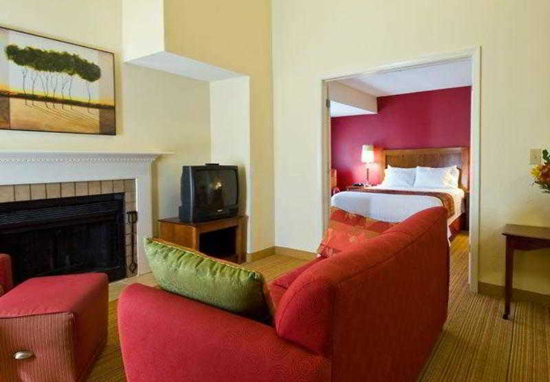 اقامتگاه Raleigh Midtown