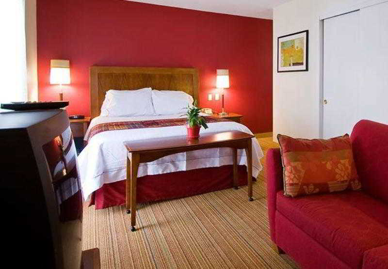 اقامتگاه Raleigh Midtown