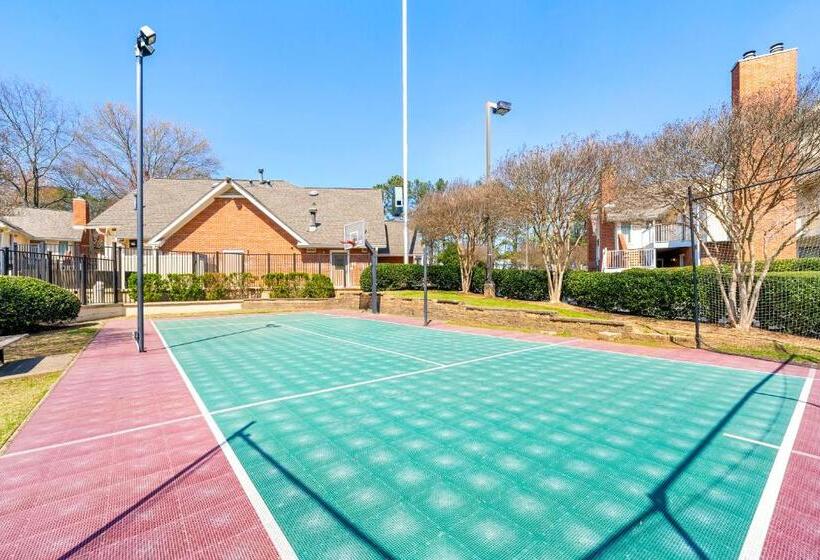 Avia Residences On Savoy   Extended Stay