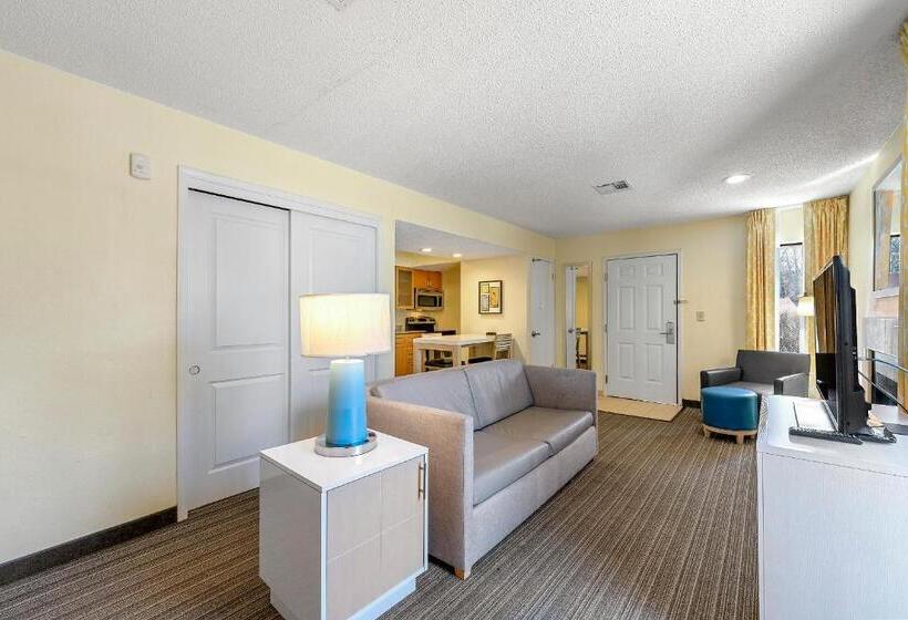 Avia Residences On Savoy   Extended Stay