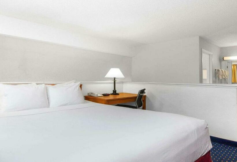 住所  Studio 6columbus, Oh