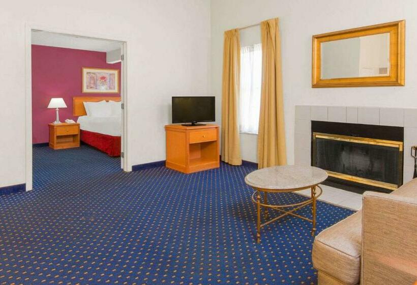 住所  Studio 6columbus, Oh