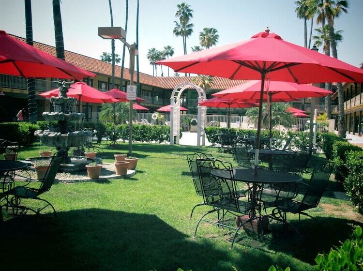 אתר נופש Saddleback Los Angeles   Norwalk