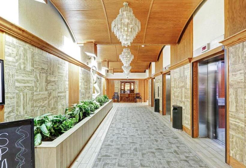 استراحتگاه Sands Ocean Club