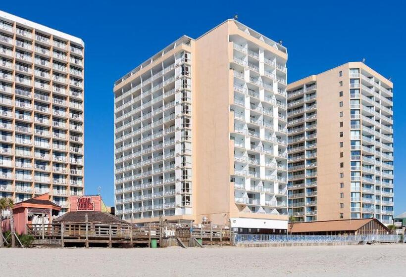 استراحتگاه Sands Ocean Club