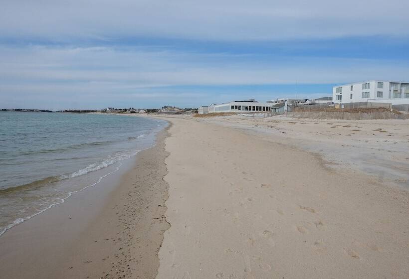 Sea Crest Beach Resort