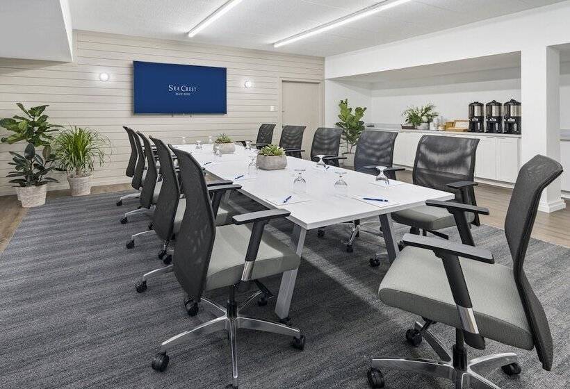 Sea Crest Beach Resort