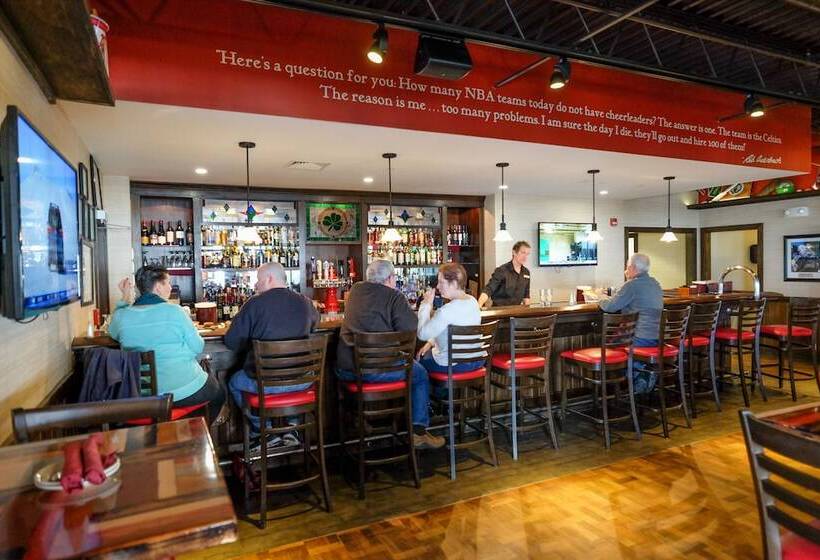 Sea Crest Beach Resort