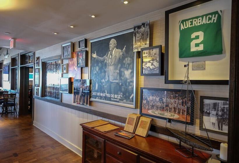 Sea Crest Beach Resort