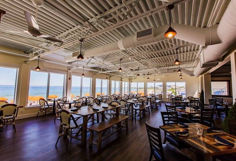 Sea Crest Beach Resort