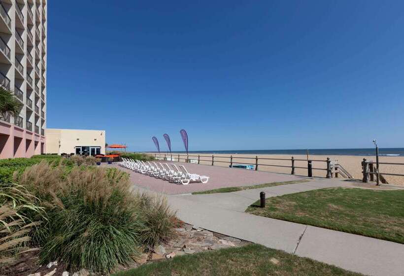 استراحتگاه Wyndham Virginia Beach Oceanfront