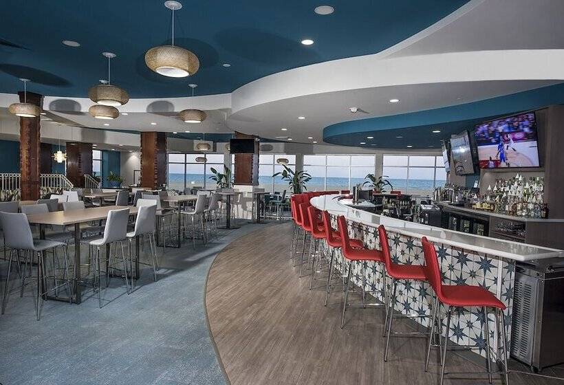 استراحتگاه Wyndham Virginia Beach Oceanfront