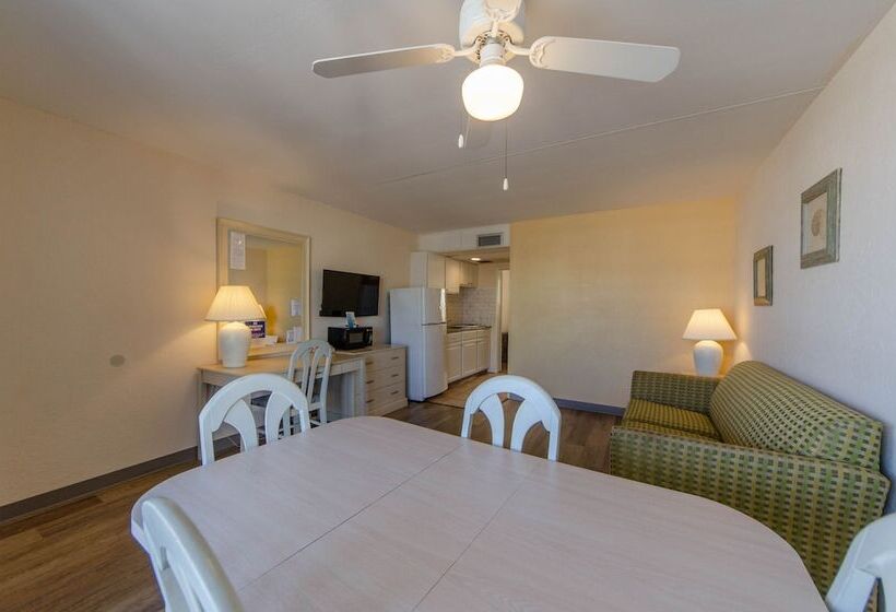 Royal Hawaiian Motel