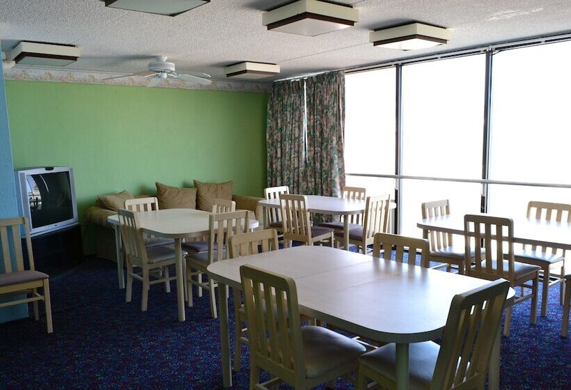 Royal Hawaiian Motel