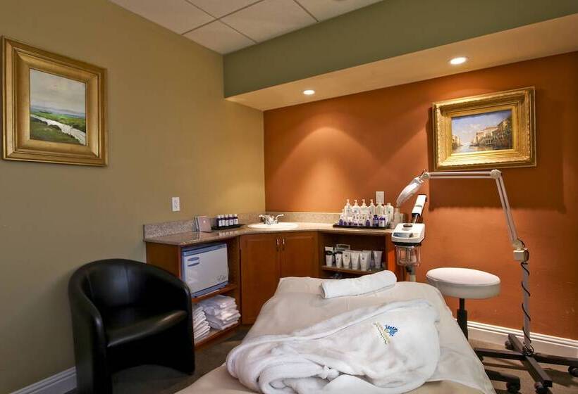 Safety Harbor Resort & Spa Trademark Collection By Wyndham