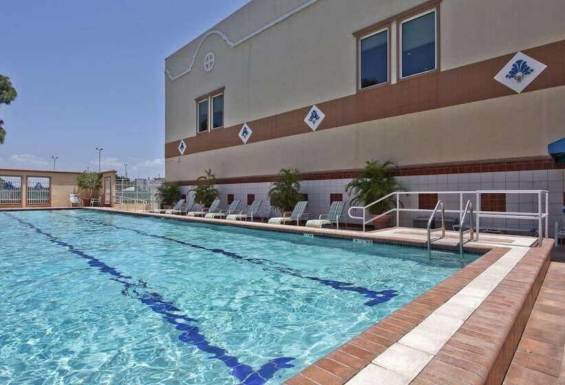 Safety Harbor Resort & Spa Trademark Collection By Wyndham