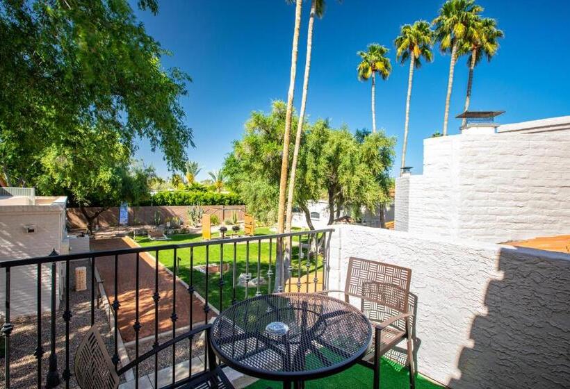 Scottsdale Camelback Resort