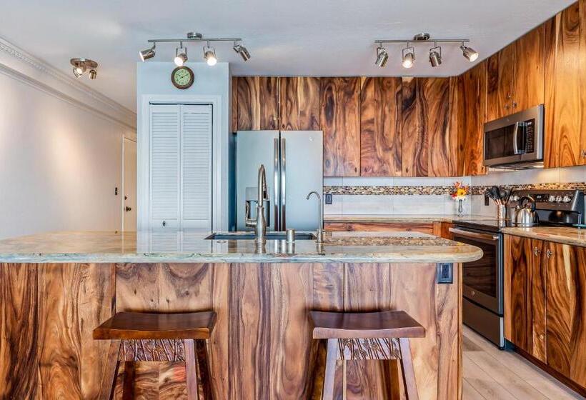 אתר נופש The Sea Village #1302